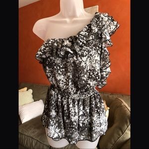 Flirty One Shoulder Top